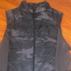 Avia camouflage Vest